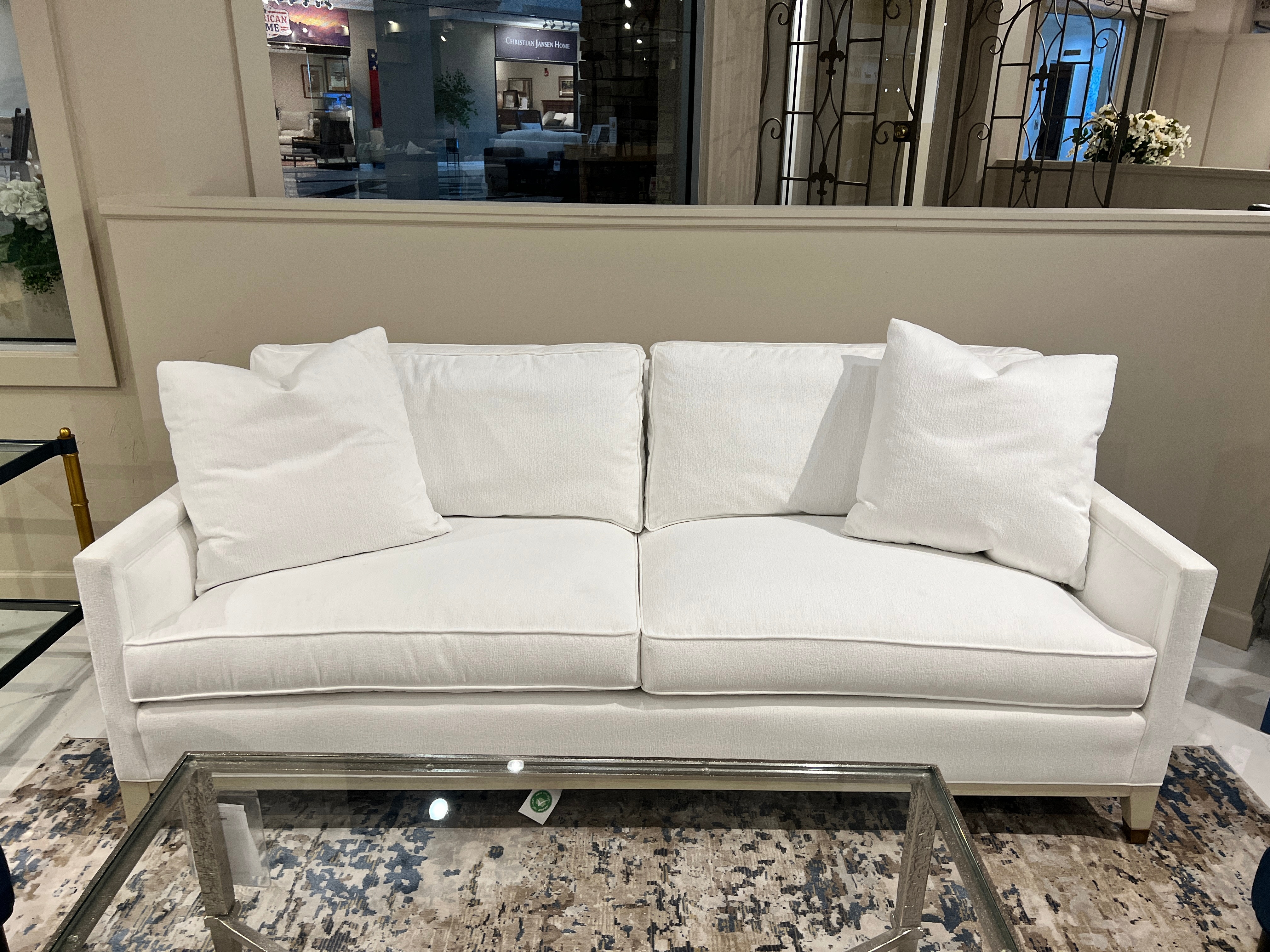 Hickory Chair Factory Outlet Serpentine Sofa PE2249-20/260