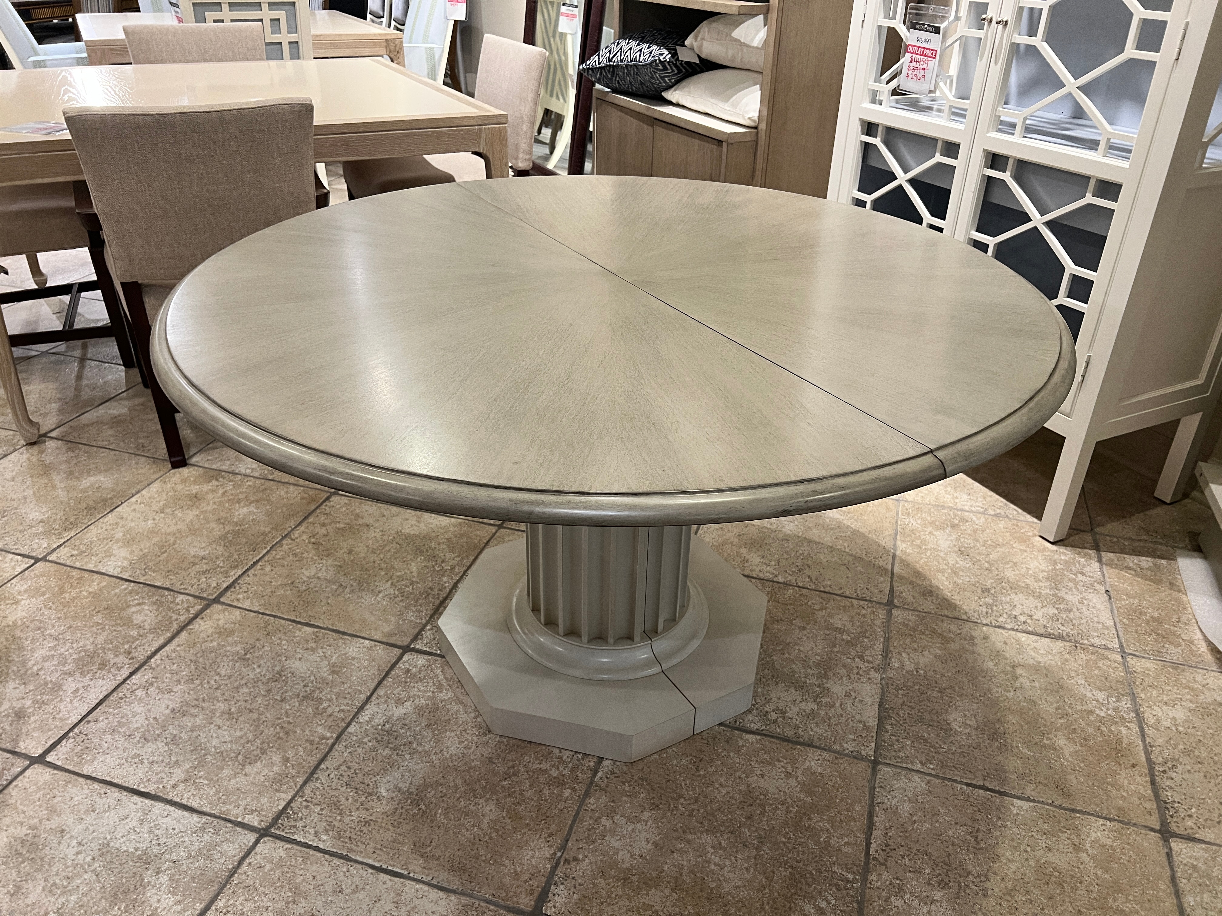 Hickory Chair Factory Outlet Eden Roc Dining Table HC3441-70/3442-70