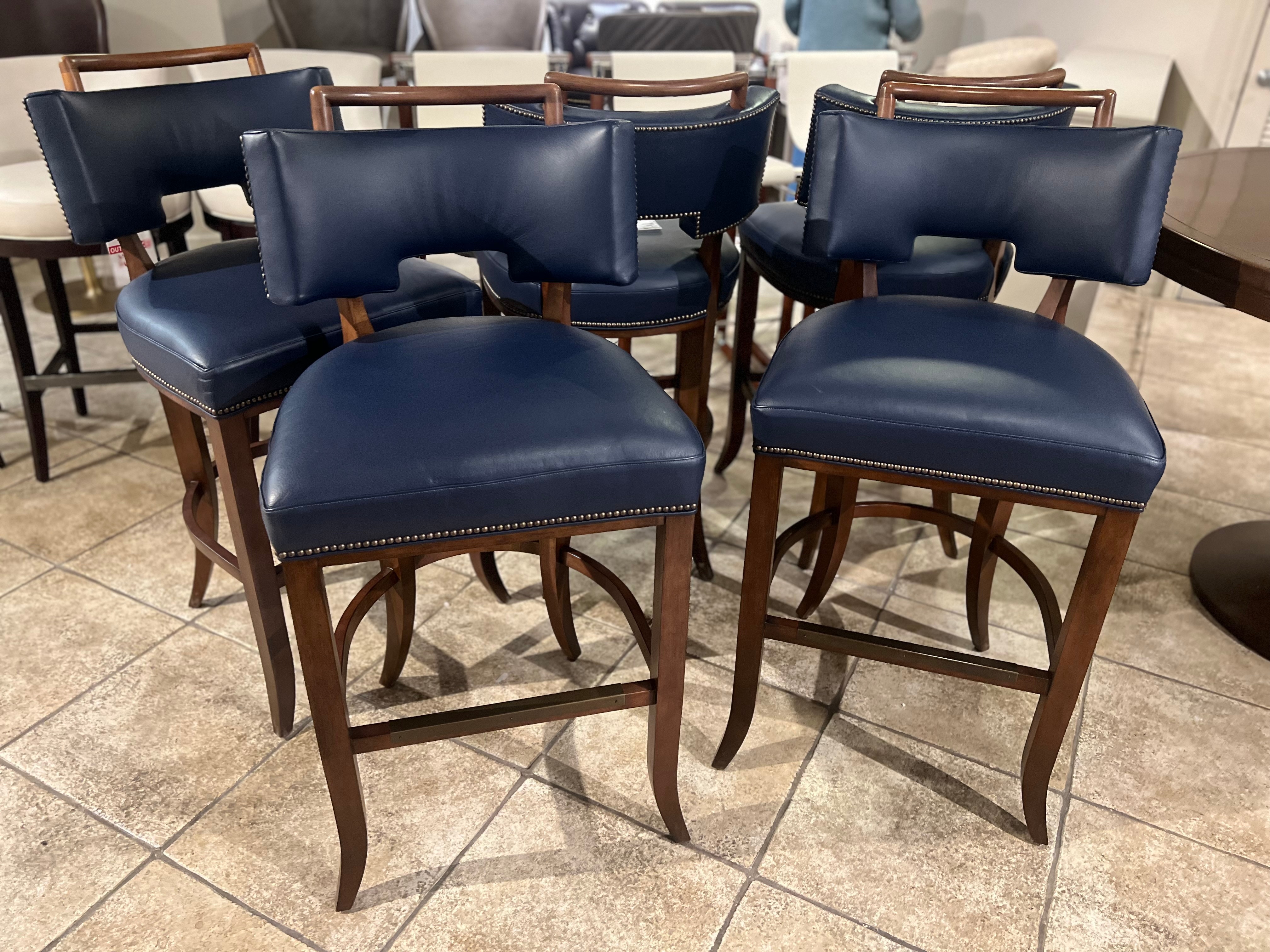 Hickory Chair Factory Outlet Saint Giorgio Bar Stool w/ Handle HC3409-04/60