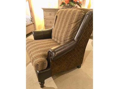 Amish Oak And Cherry Clearance Center Living Room Chairs Hickory