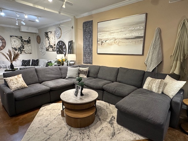 Simply Home by Lindy