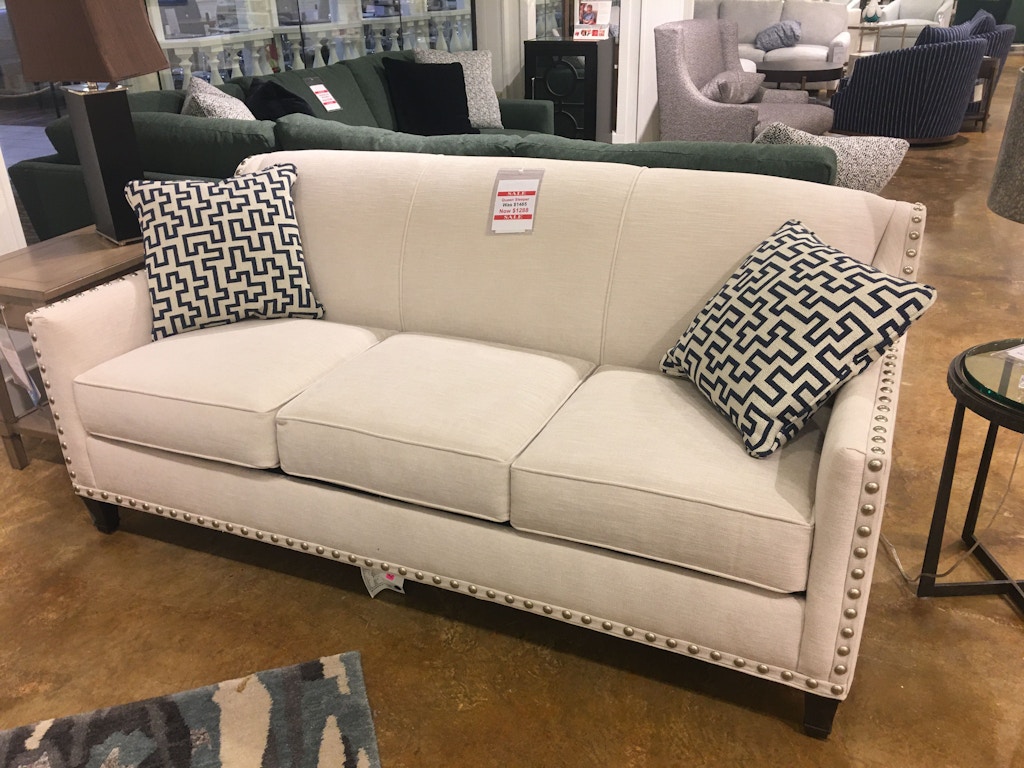 Hickory Park Furniture Outlet Living Room Queen Sleeper Sofa By