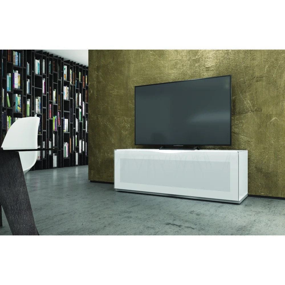 TV S WHT