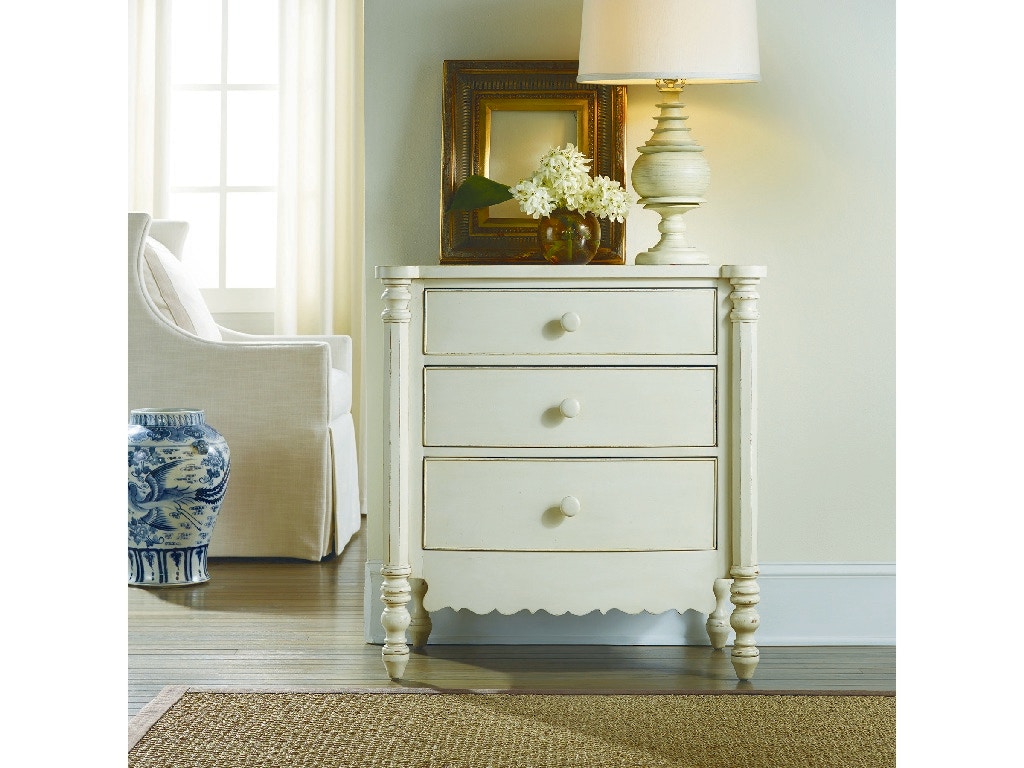 Somerset Bay Home Mercer Island Chest SB077