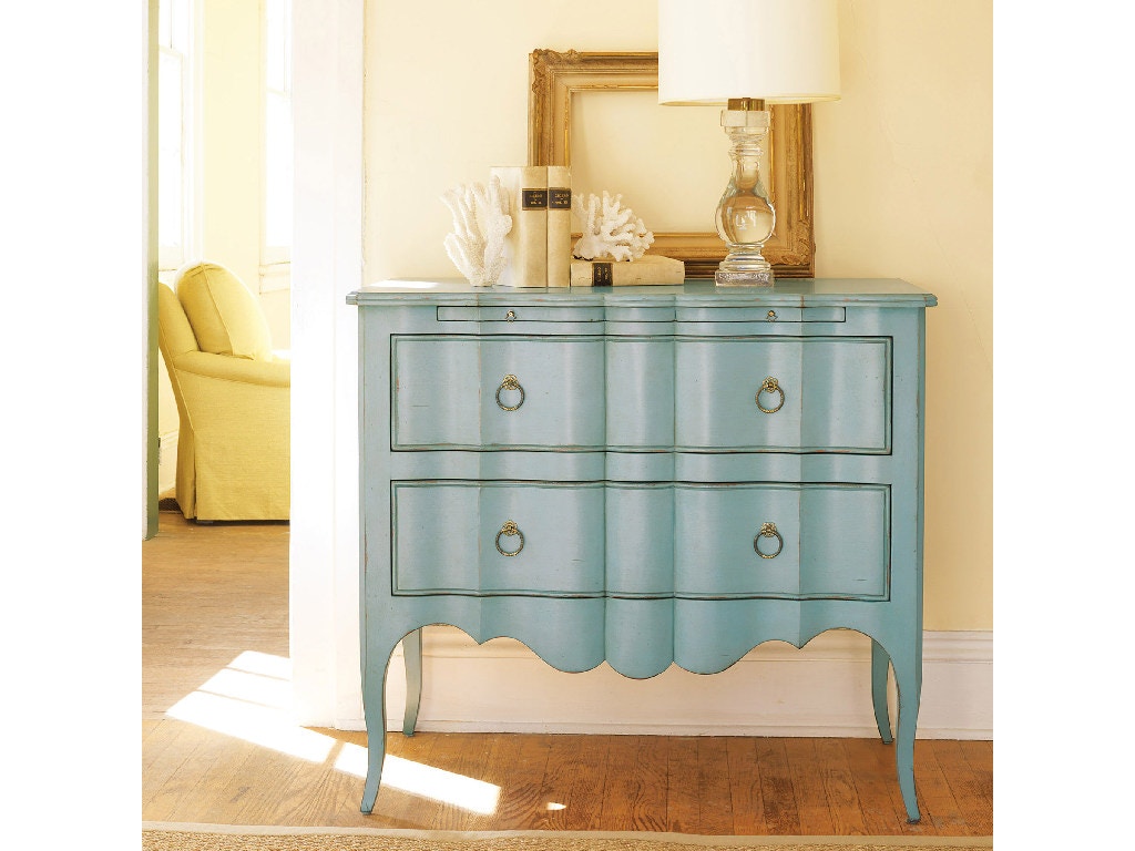 Somerset Bay Home Marthas Vineyard Chest SB082