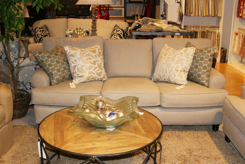 Southern Style Fine Furniture Living Room Miles Talbott Sofa Tal