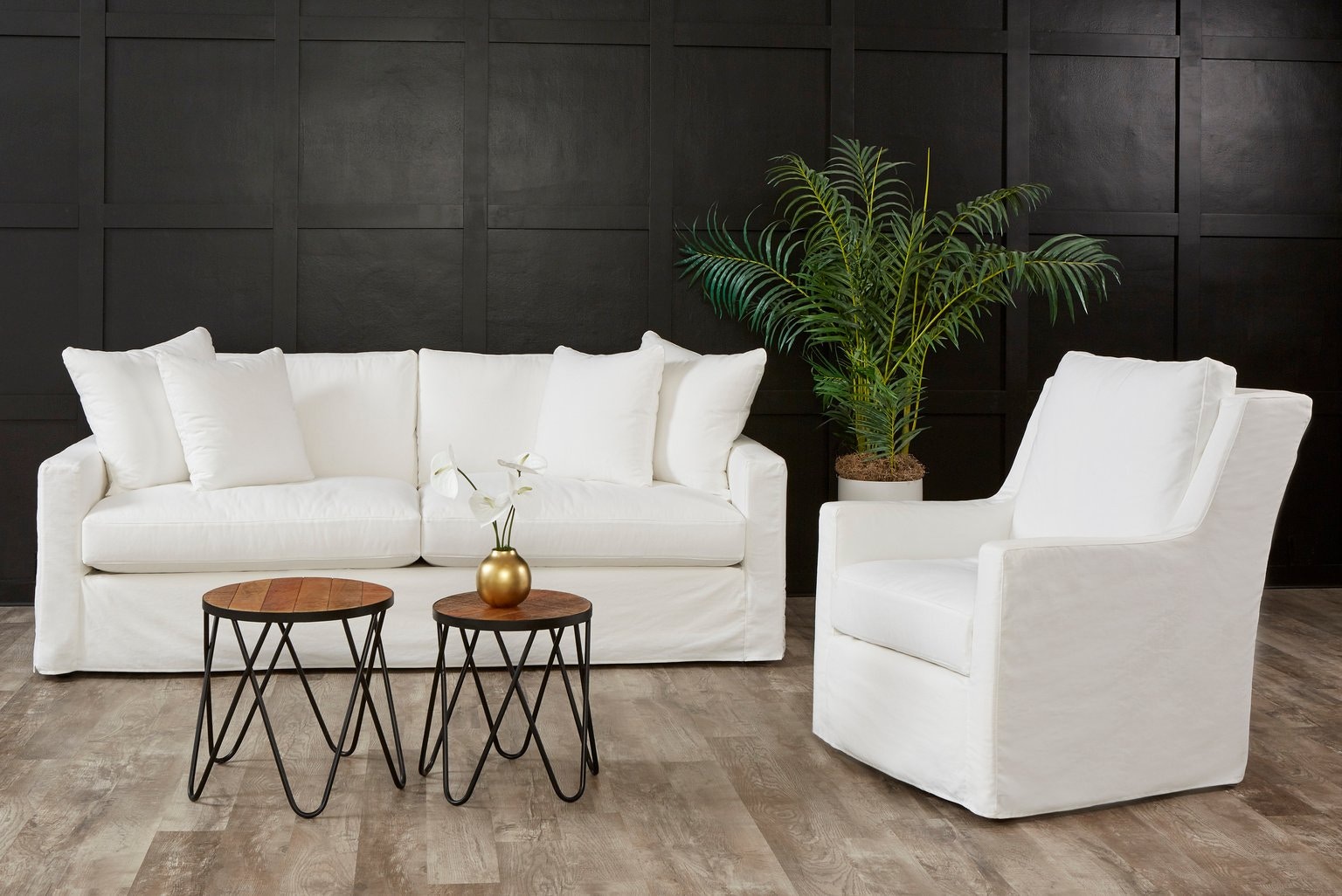 Four Seasons Furniture McMichael 2 Seat Grande Sofa U7241GS