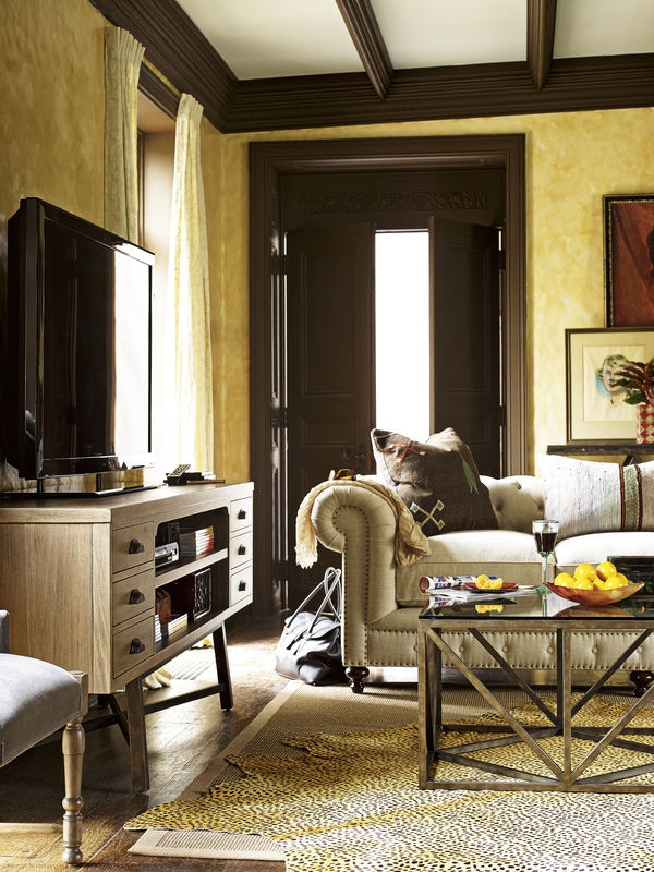 Universal Furniture Media Center 572966