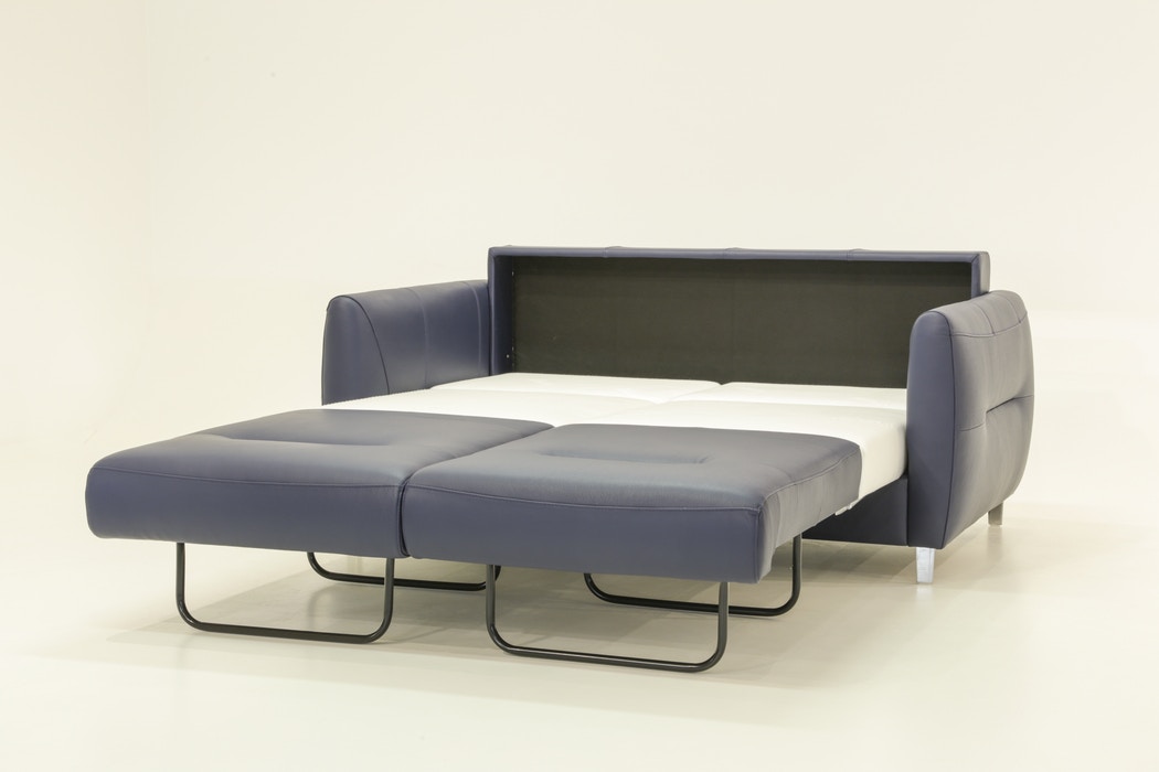 Luonto Furniture Jamie Leather Loveseat Sleeper Jamie Sleeper