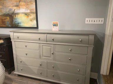 Bedroom Dressers - Grossman Furniture - Philadelphia, PA Bedroom Dressers - Grossman Furniture - Philadelphia, PA