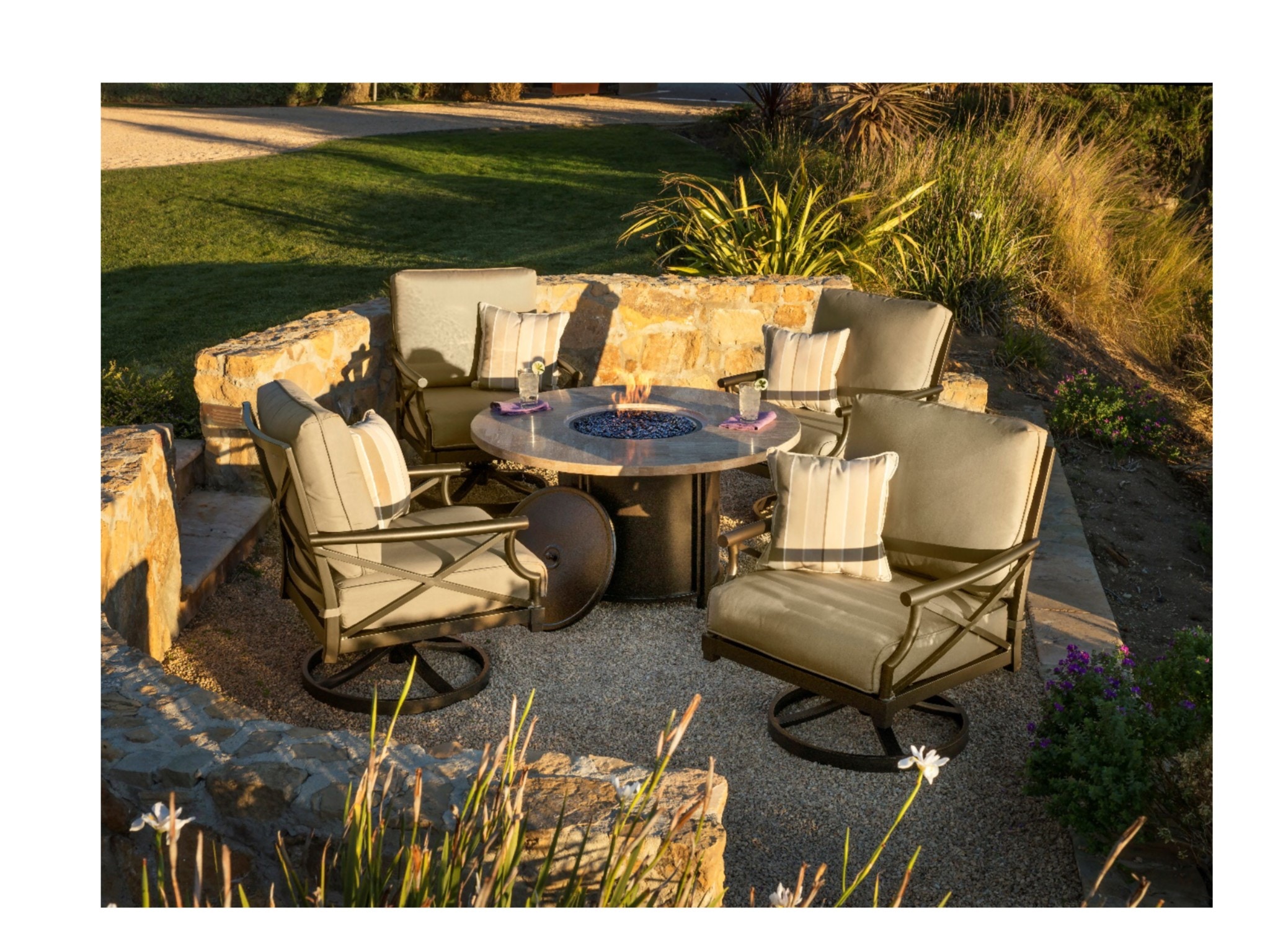 Clearance Furniture Zing Casual Living Naples And Fort Myers Fl