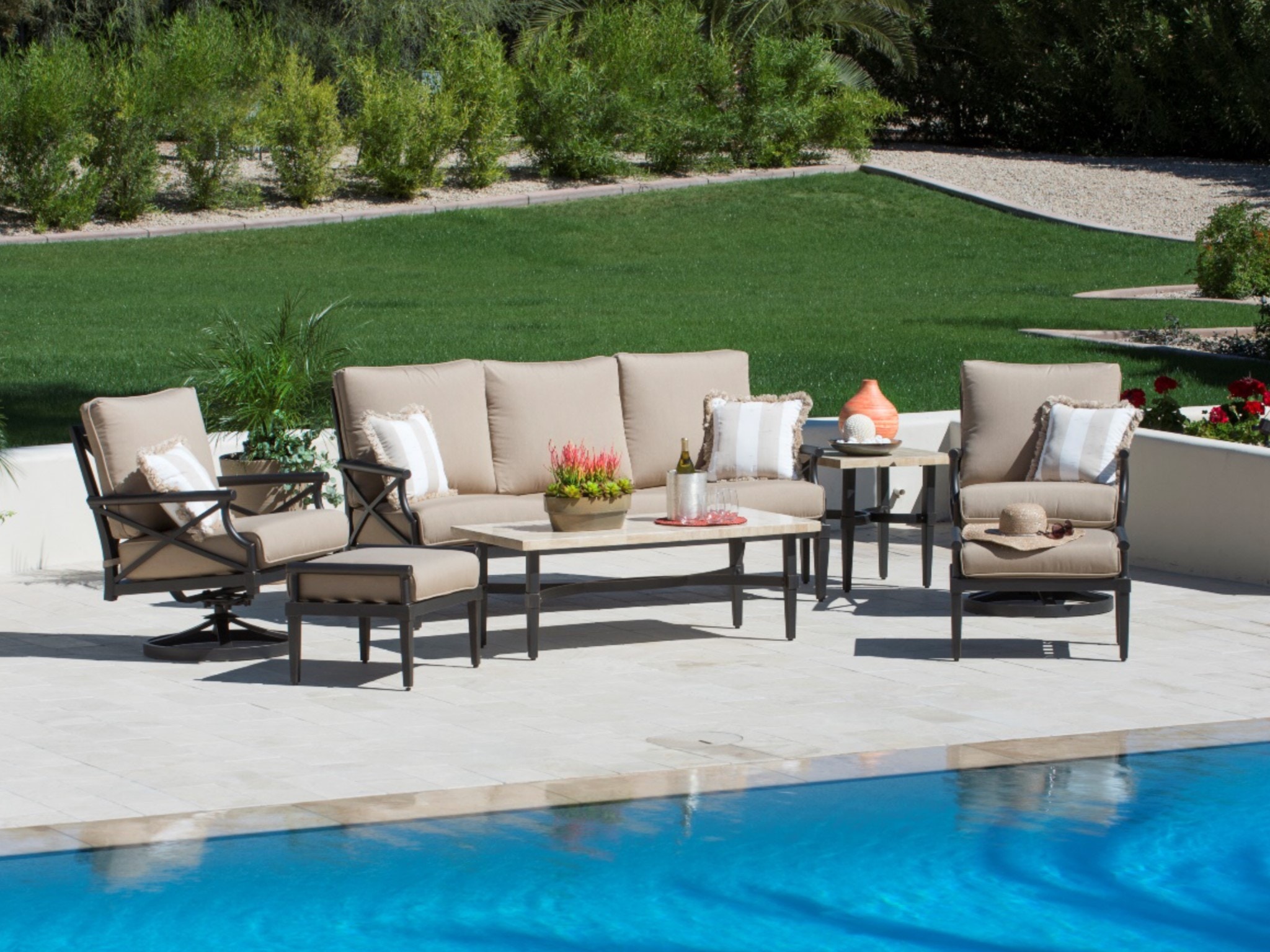 Clearance Furniture Zing Casual Living Naples And Fort Myers Fl