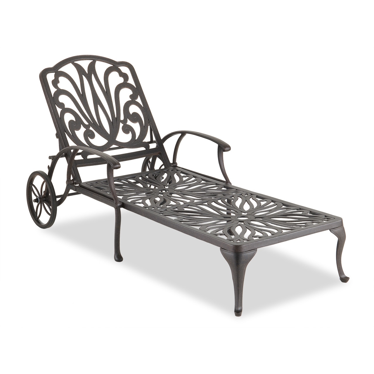 aluminum lounge