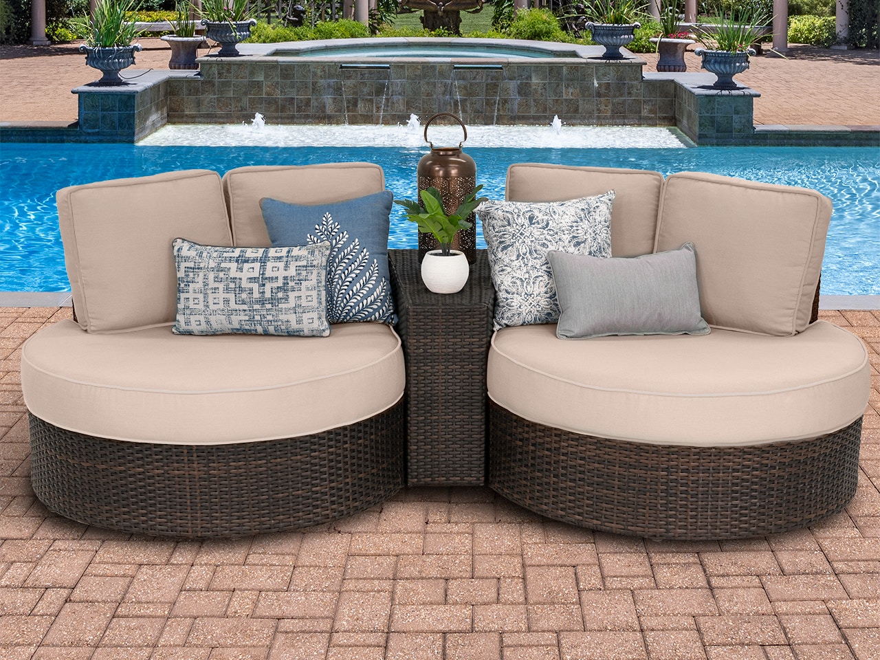 outdoor wedge pillow