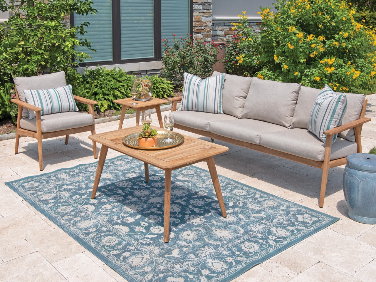 Outdoor Patio Bristol Natural Stain Solid Teak 3 Pc Cast Ash