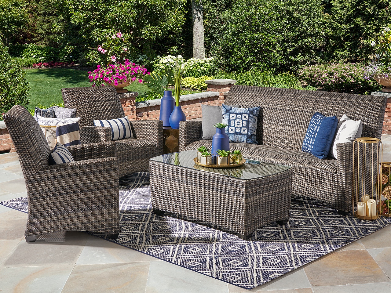 outdoor wicker cushions