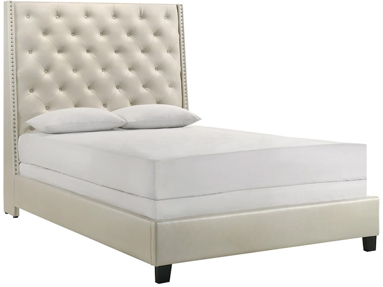 Crown Mark Chantilly Pearl White P.U. King Upholstered Bed 331031684