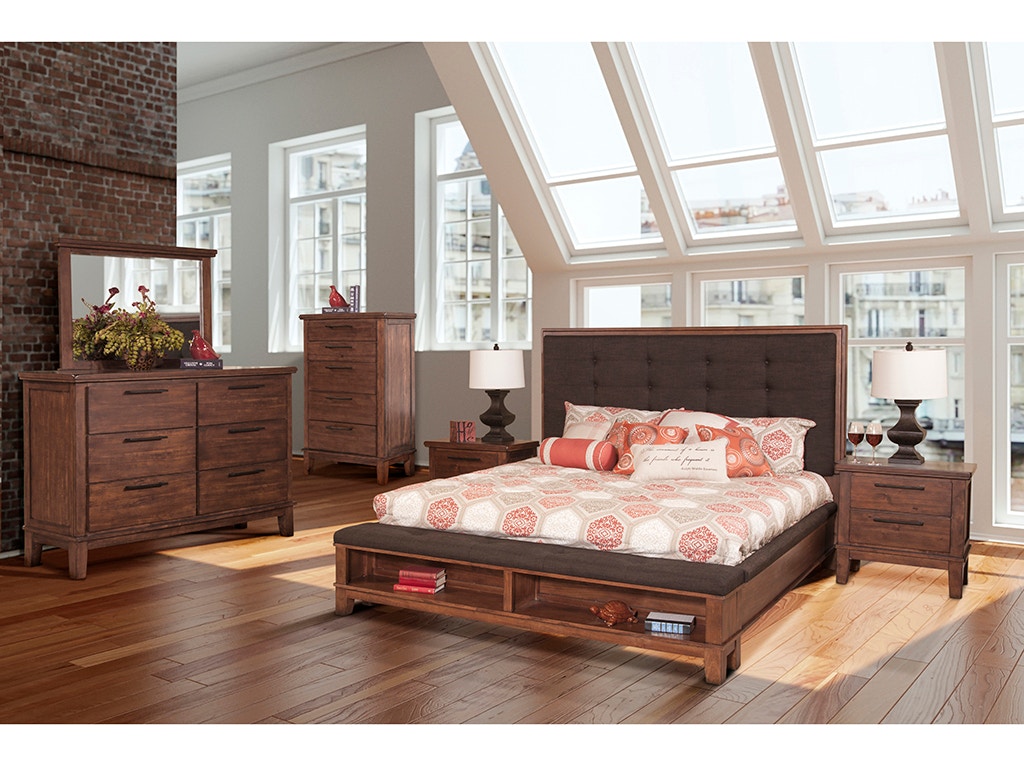 New Classic CAGNEY 5 Piece Set - Queen Bed, Dresser, Mirror, Nightstand, Chest B5945PC