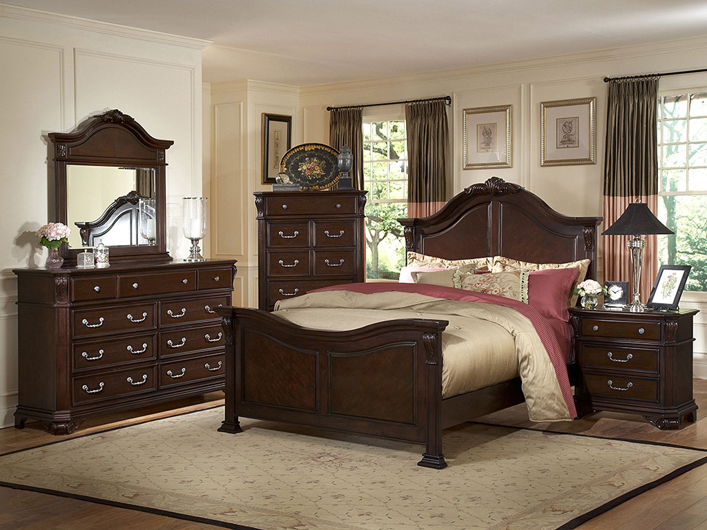 New Classic EMILIE 5 Piece Set - Queen bed, Dresser, Mirror, Chest, Nightstand BH18415PC