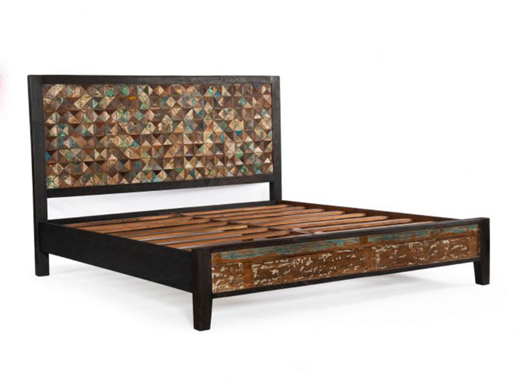 Home Trends & Design Rio Carved Teak Wood King Bed FRO-PBKMC