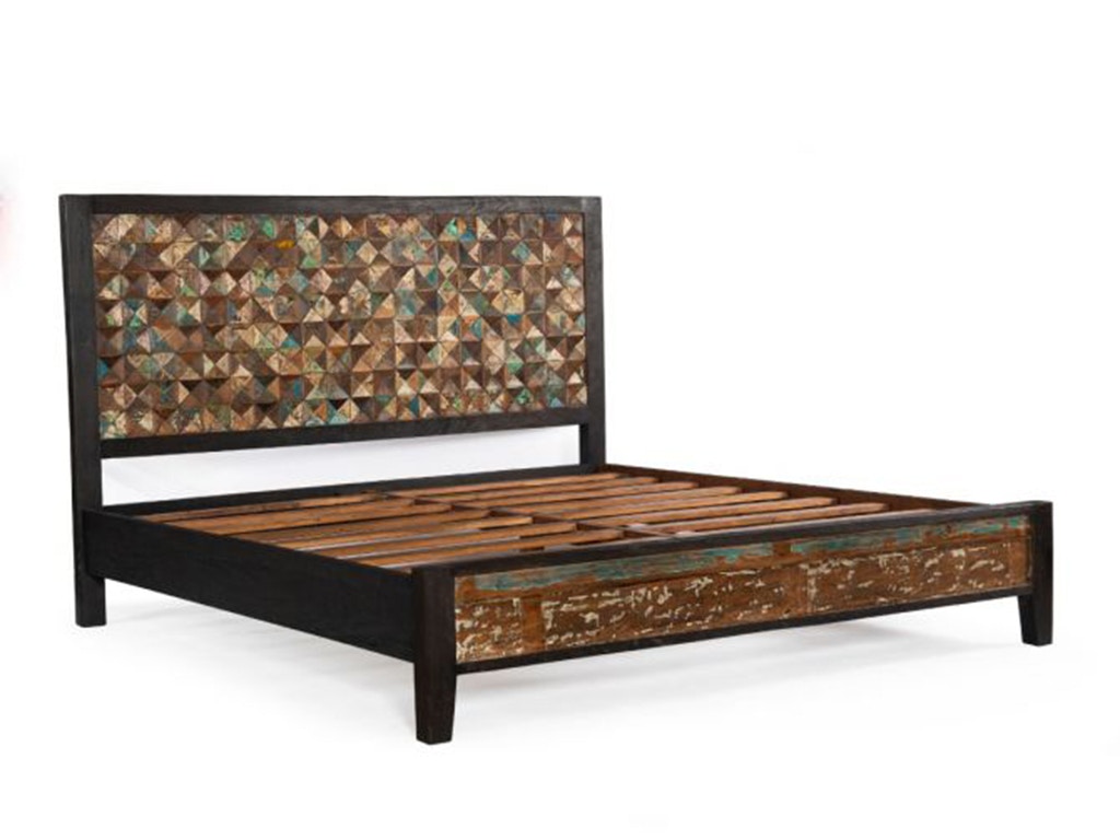 Home Trends & Design Rio Carved Teak Wood Queen Bed FRO-PBQMC