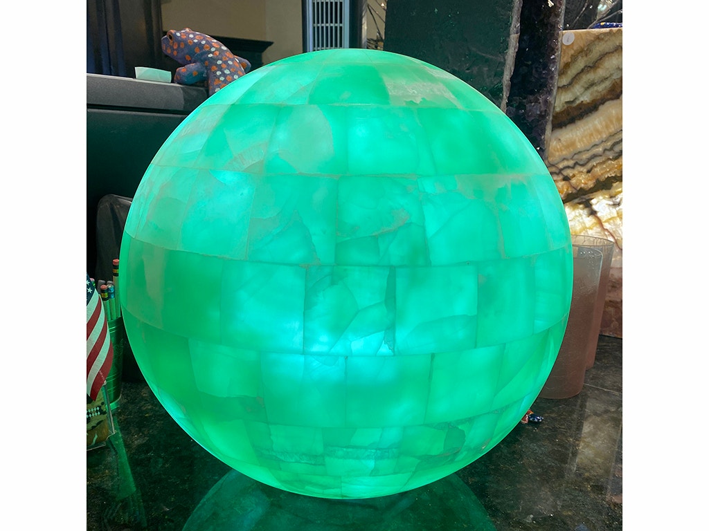Onyx Onyx Sphere Lamp - 16 Inch SPH40