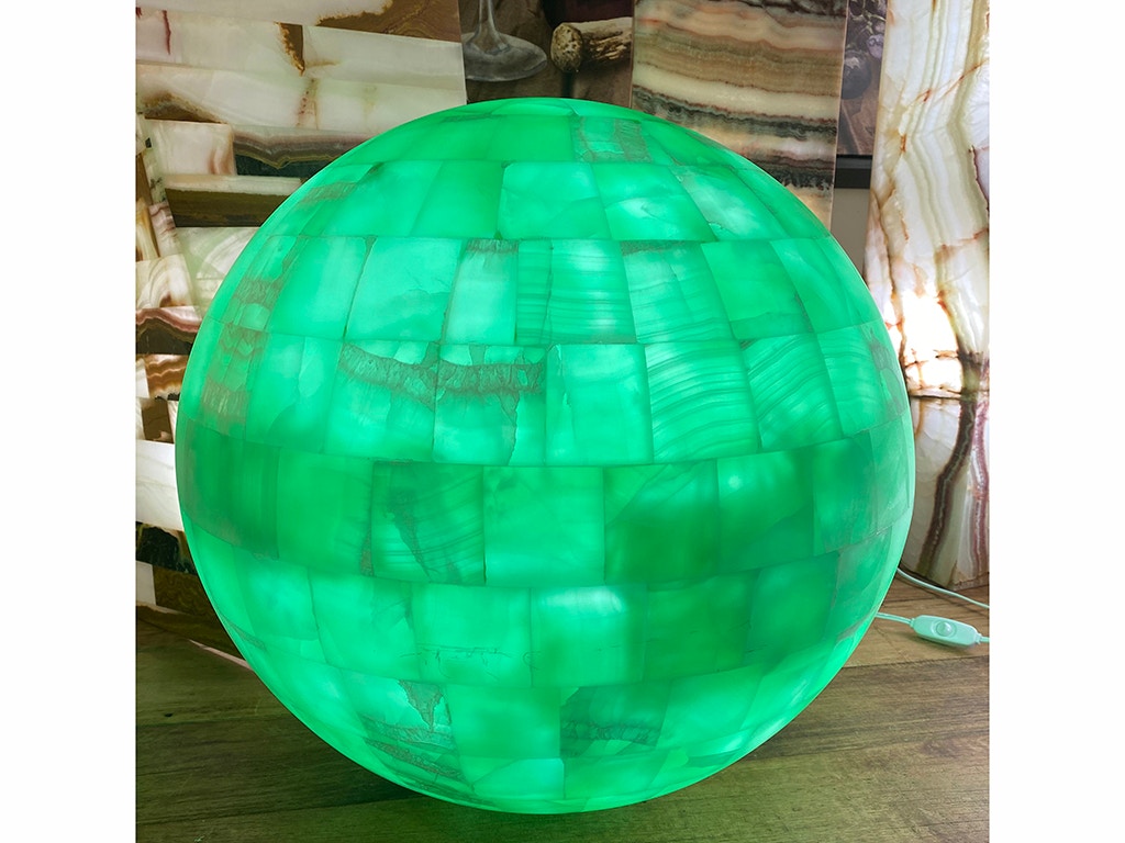 Onyx Onyx Sphere Lamp - 20 Inch SPH50
