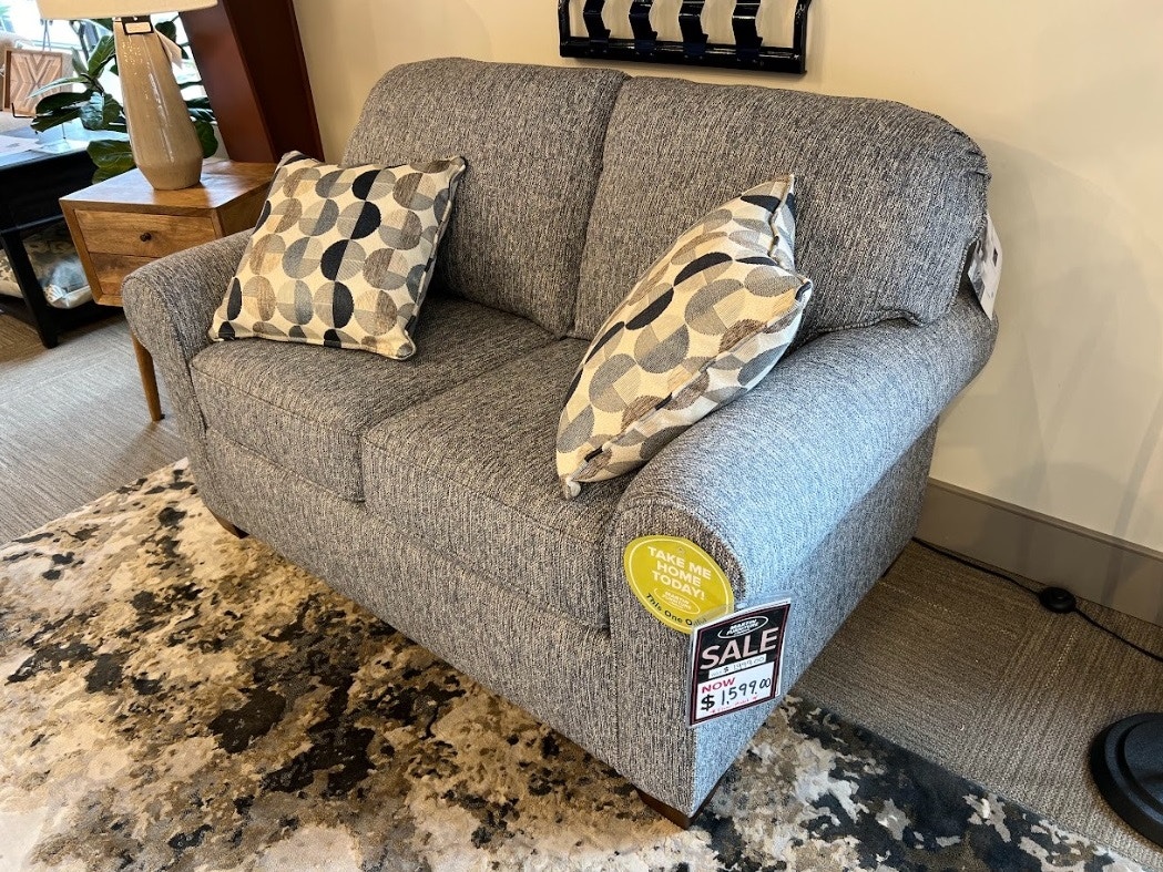 Ashley pindall brown deals loveseat