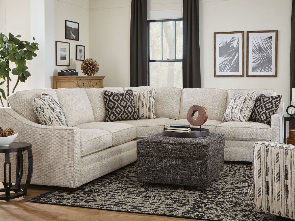  Customizable Sectional F934132/14/31QS-1