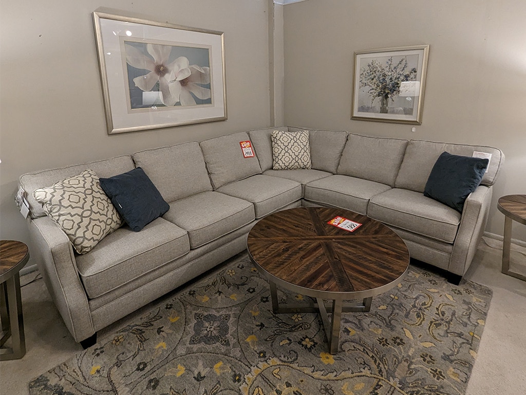  Lennox Sectional METRO-7564
