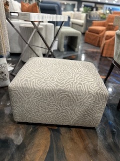 Taylor King 1418-00 Faith Ottoman