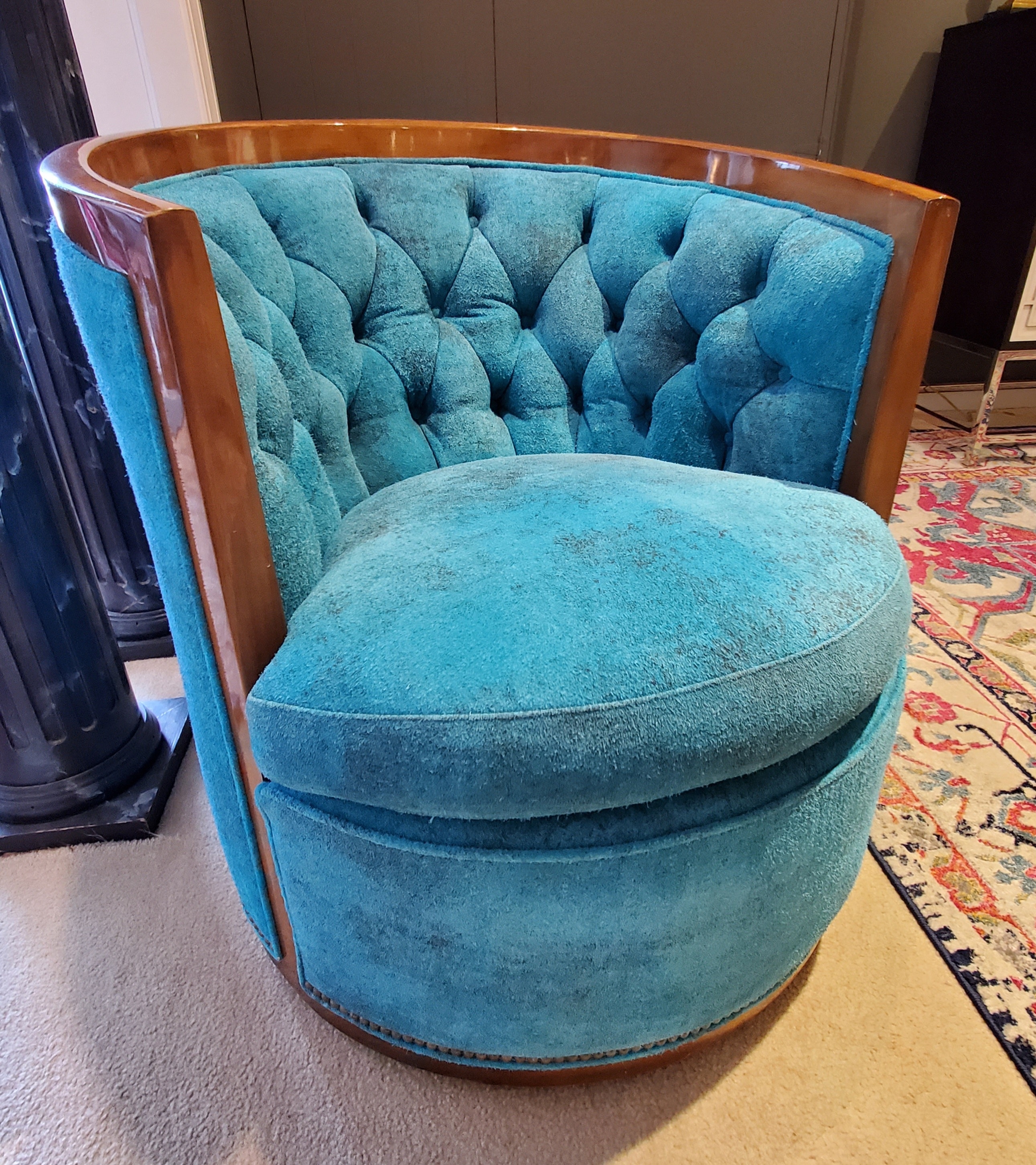 Hancock and Moore Swoon Memory Swivel Chair 6479-MS