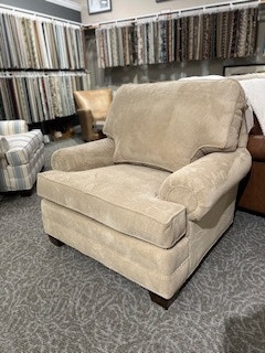 Friendship Upholstery *Customizable 4802 Chair