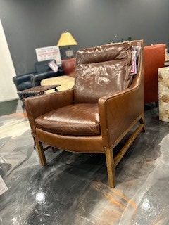 Hancock and Moore 5820-1 Customizable Leather or Fabric Maverick Chair