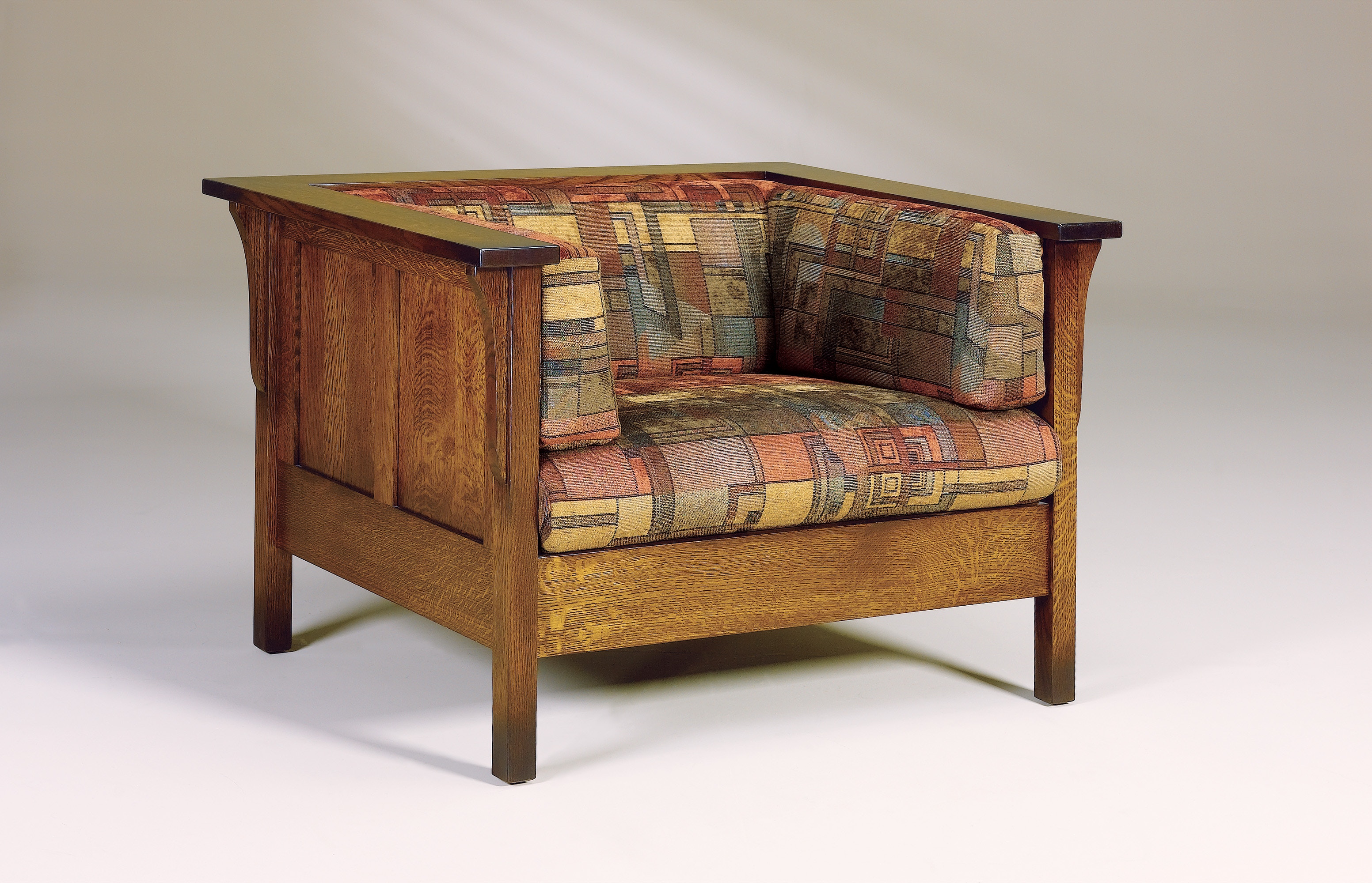  Cubic Panel Chair 