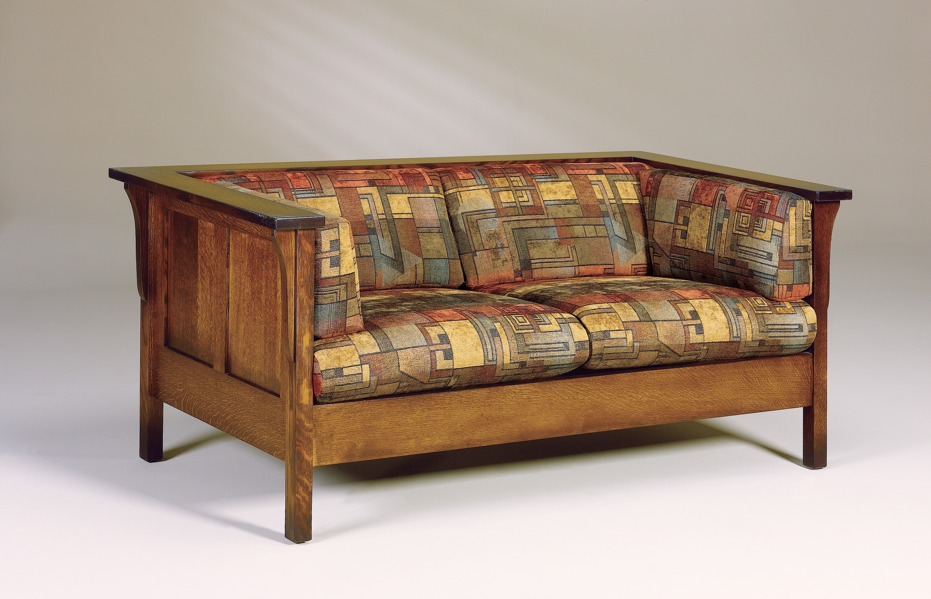  Cubic Panel Loveseat 