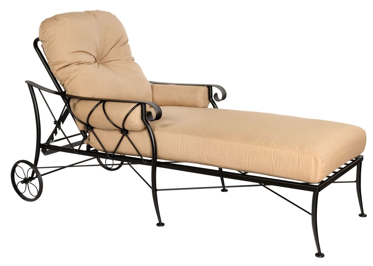 Adjustable Chaise Lounge 4T0070