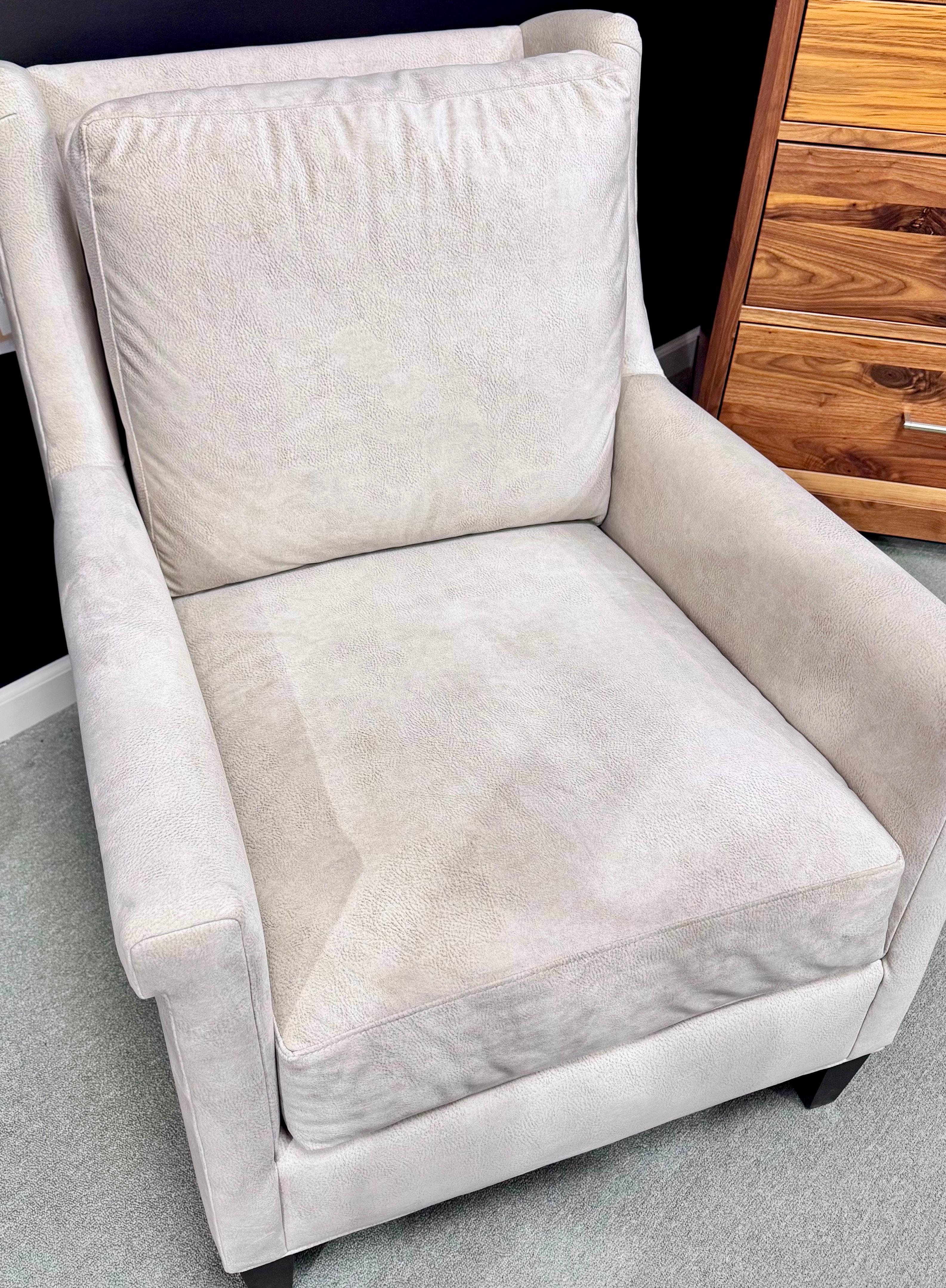  Tessa Chair: Clearance $999 