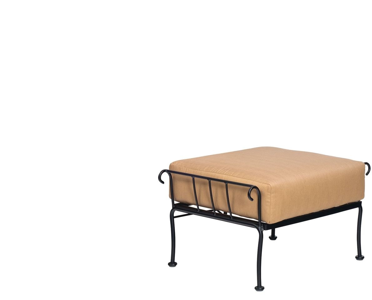 Ottoman 790086