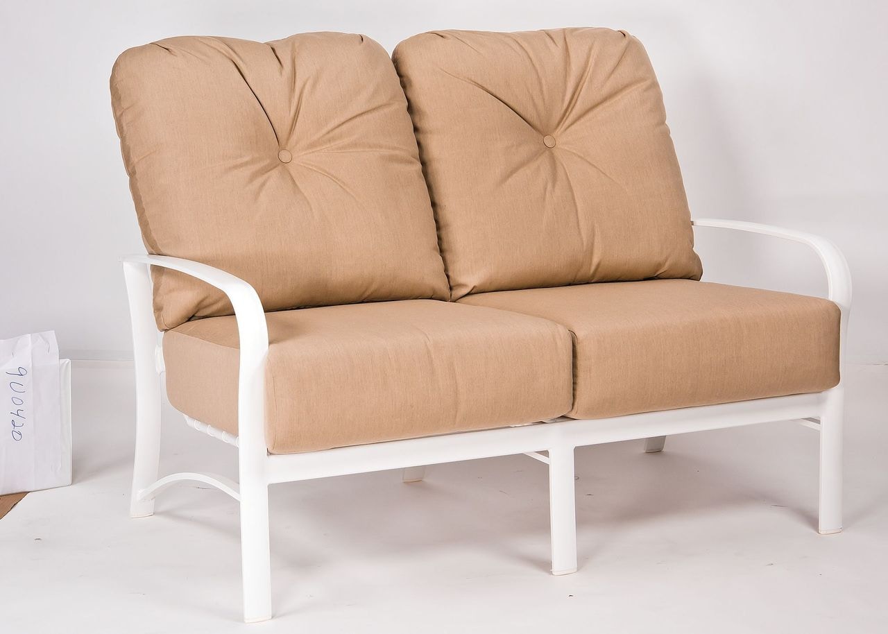 Love Seat 9U0419