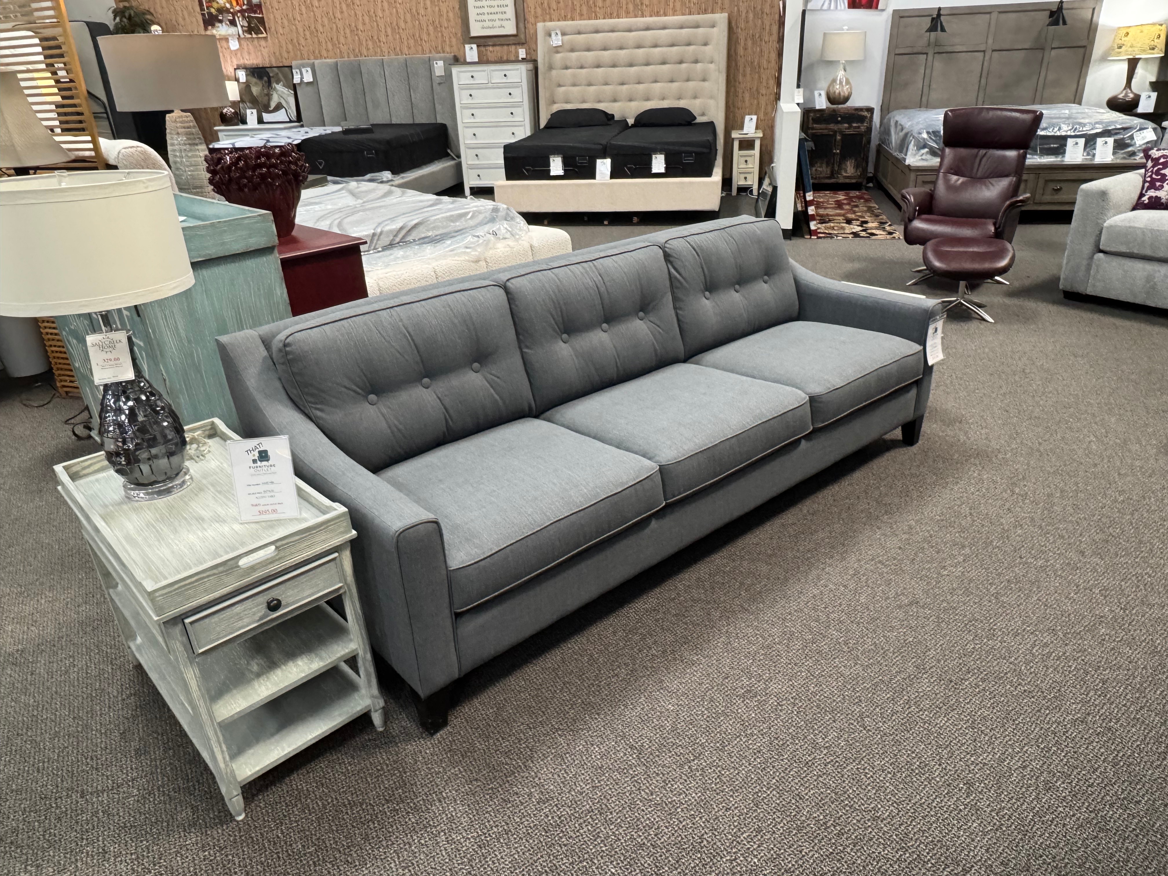  TRISTAN SOFA OUT012