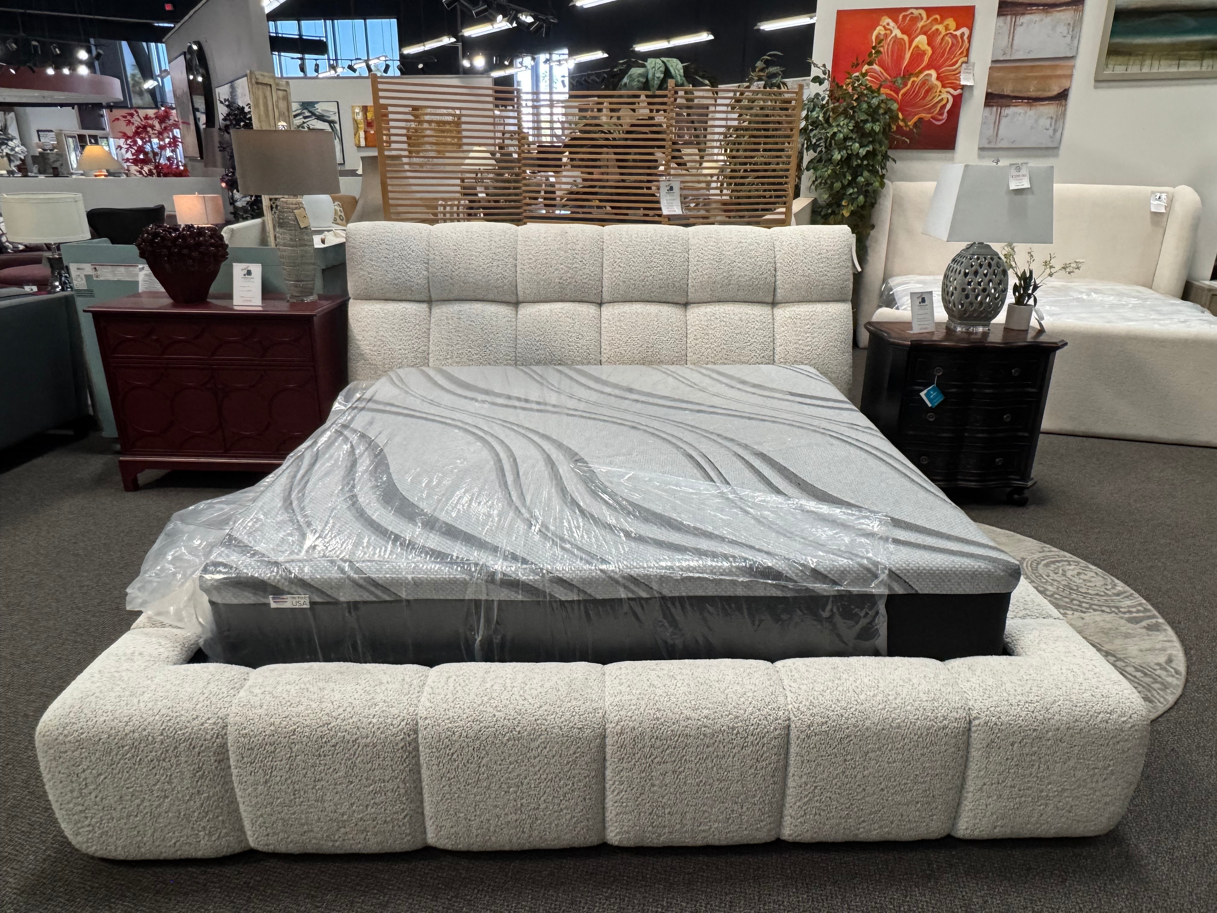  ESCAPE UPHOLSTERED BED OUT016