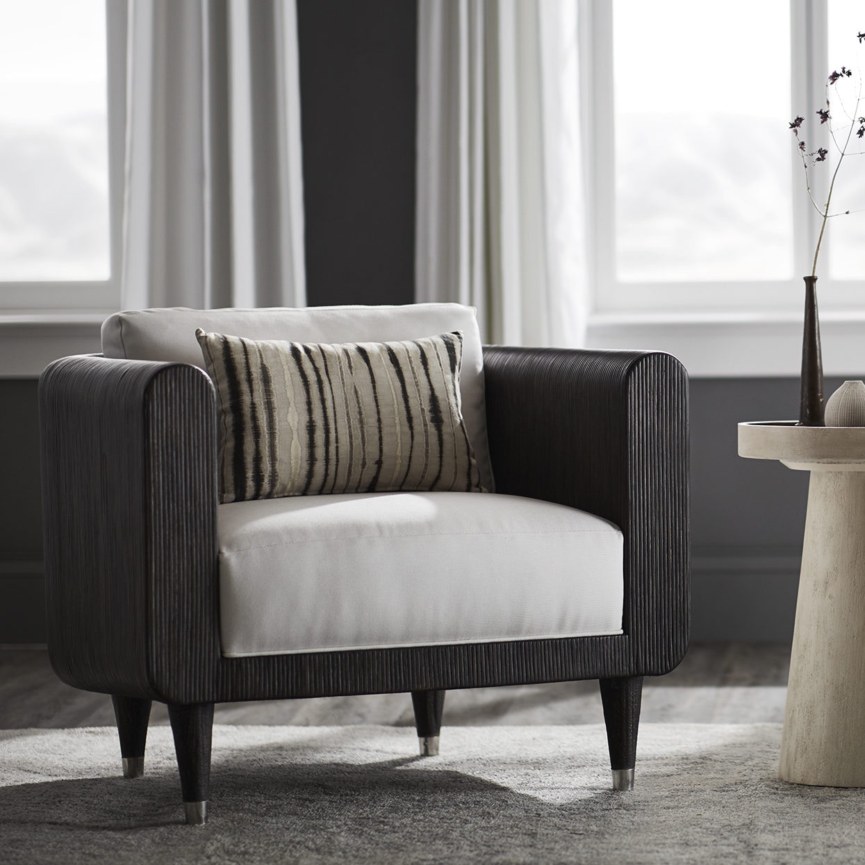  Hugo Lounge Chair 