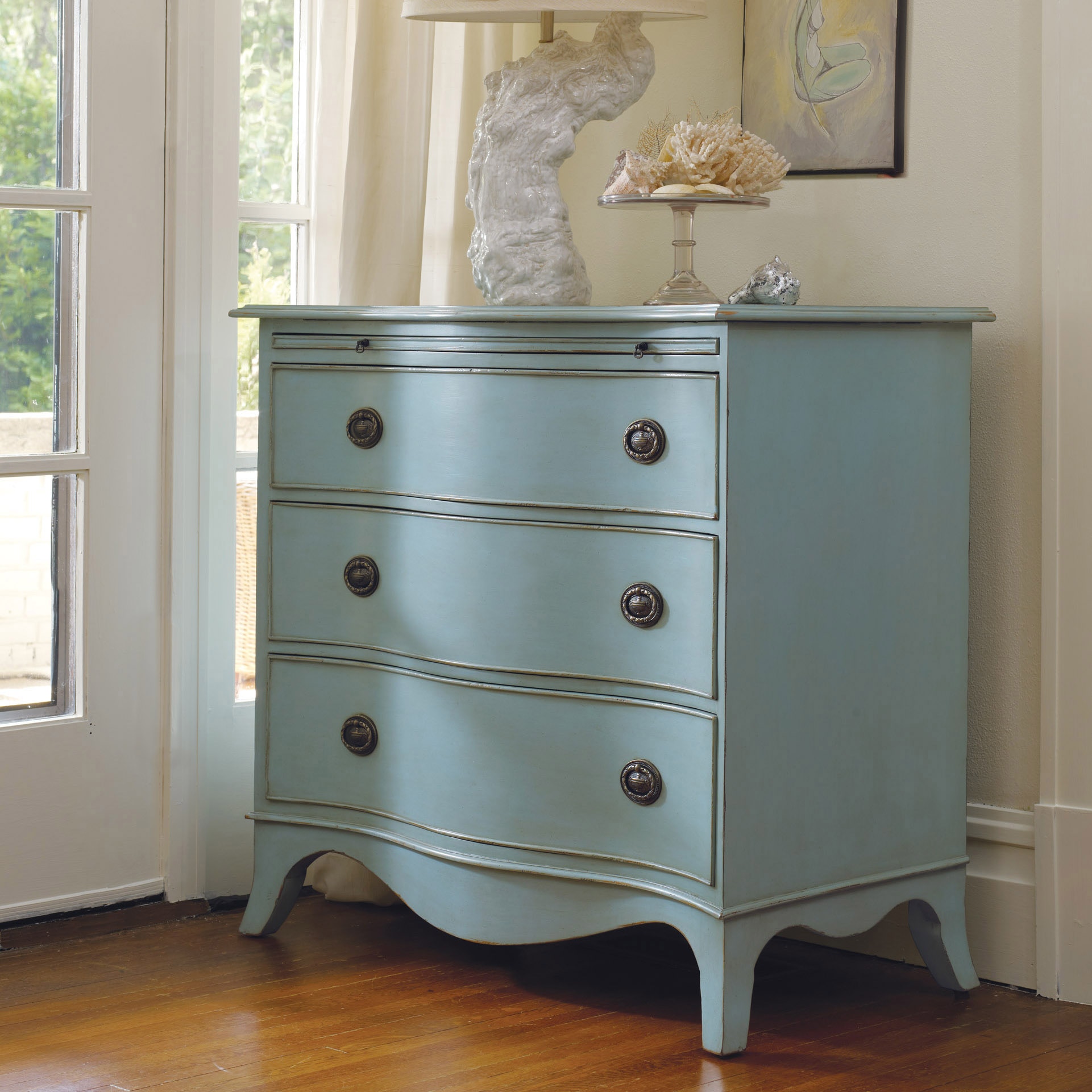  Harkers Island Serpentine Chest W/ Pullout Slide 