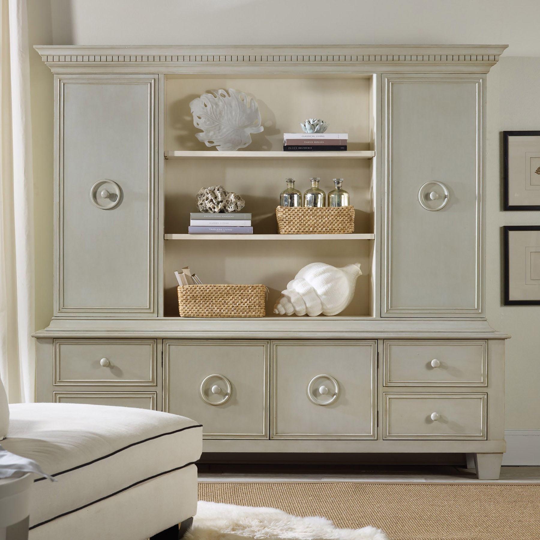  Warrenton Cabinet 