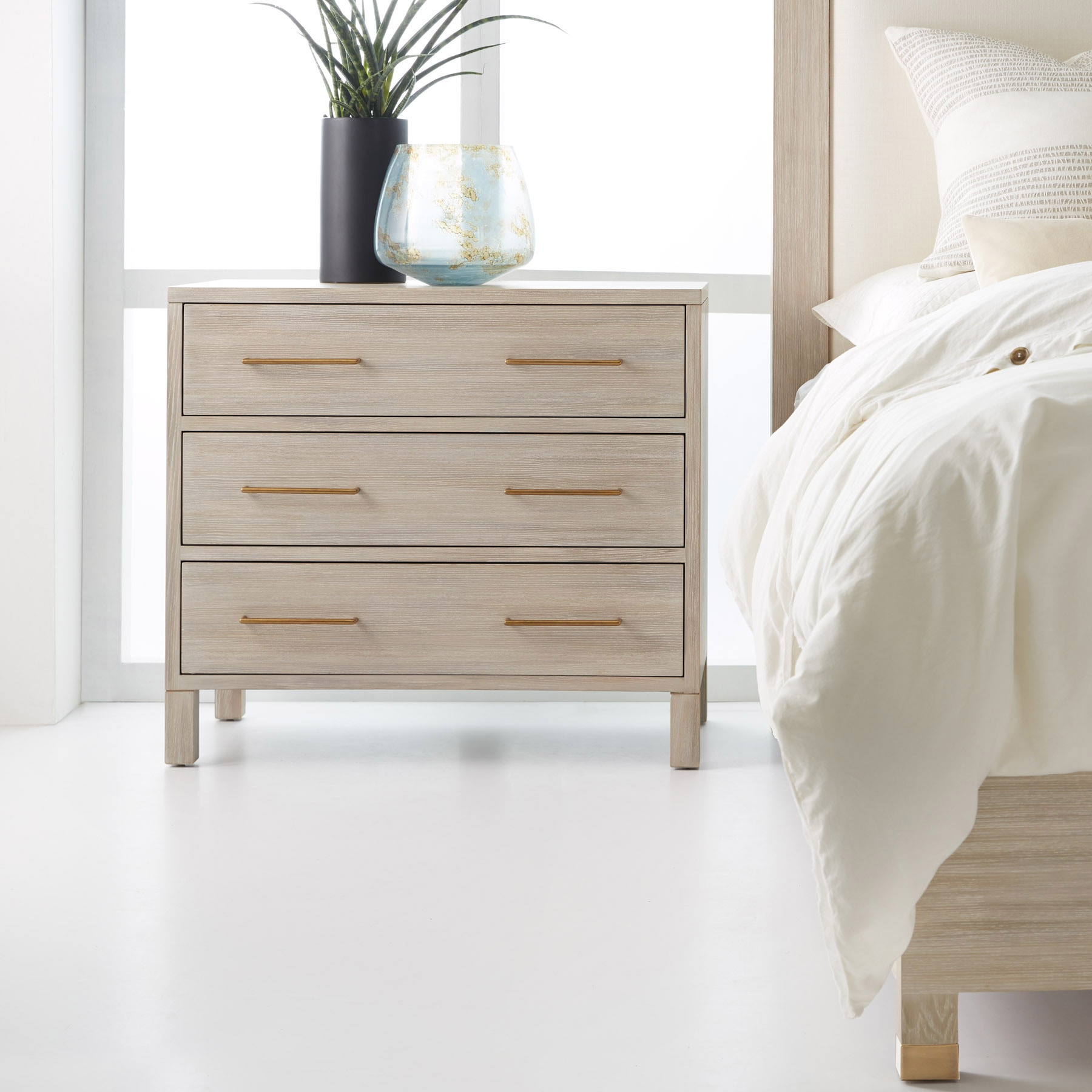  Maui Bedside Chest 