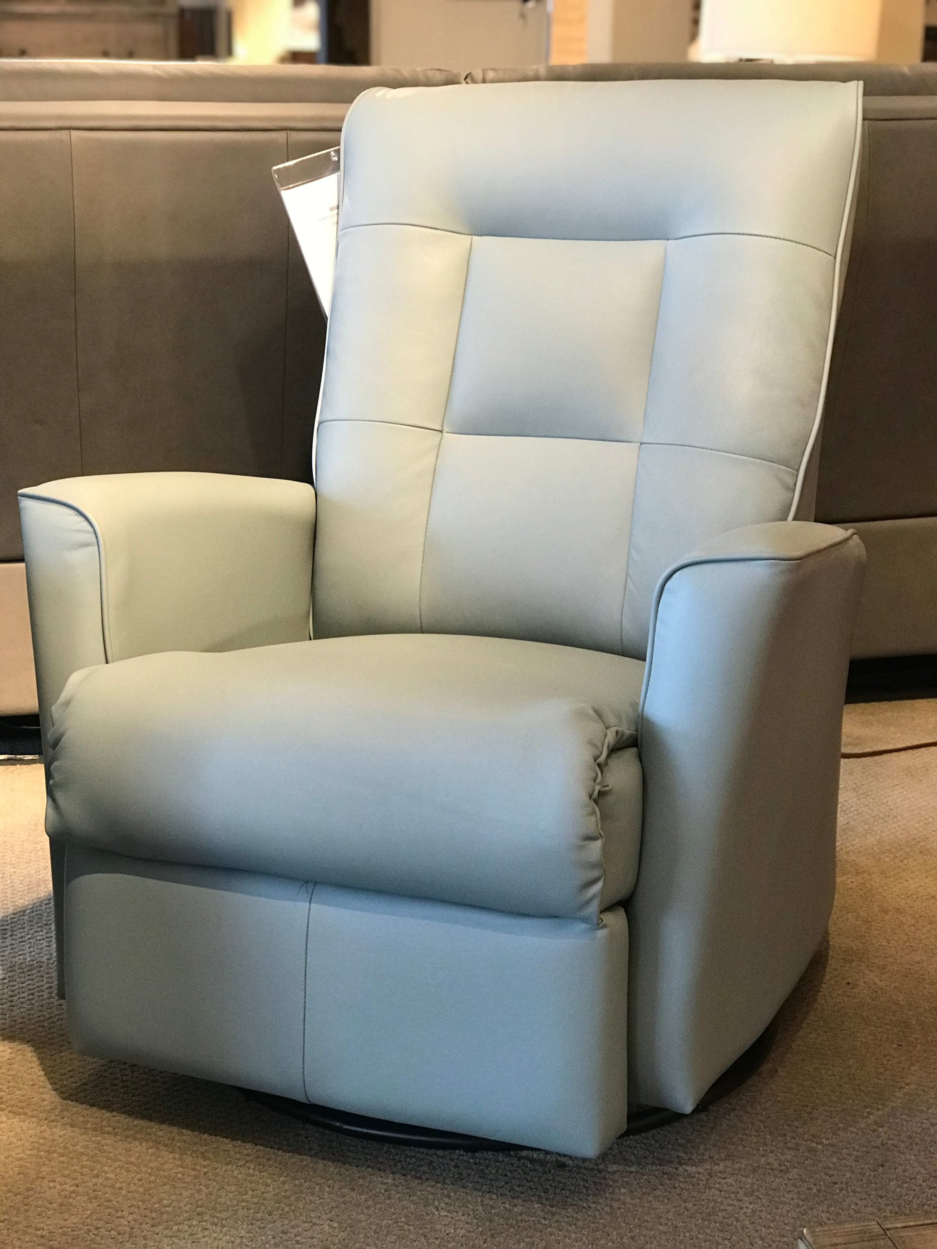 Elran swivel outlet rocker recliner