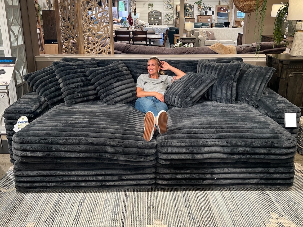 Oversized Chaise Lounge Chair Comfy Big Chairs Oversized Chaise