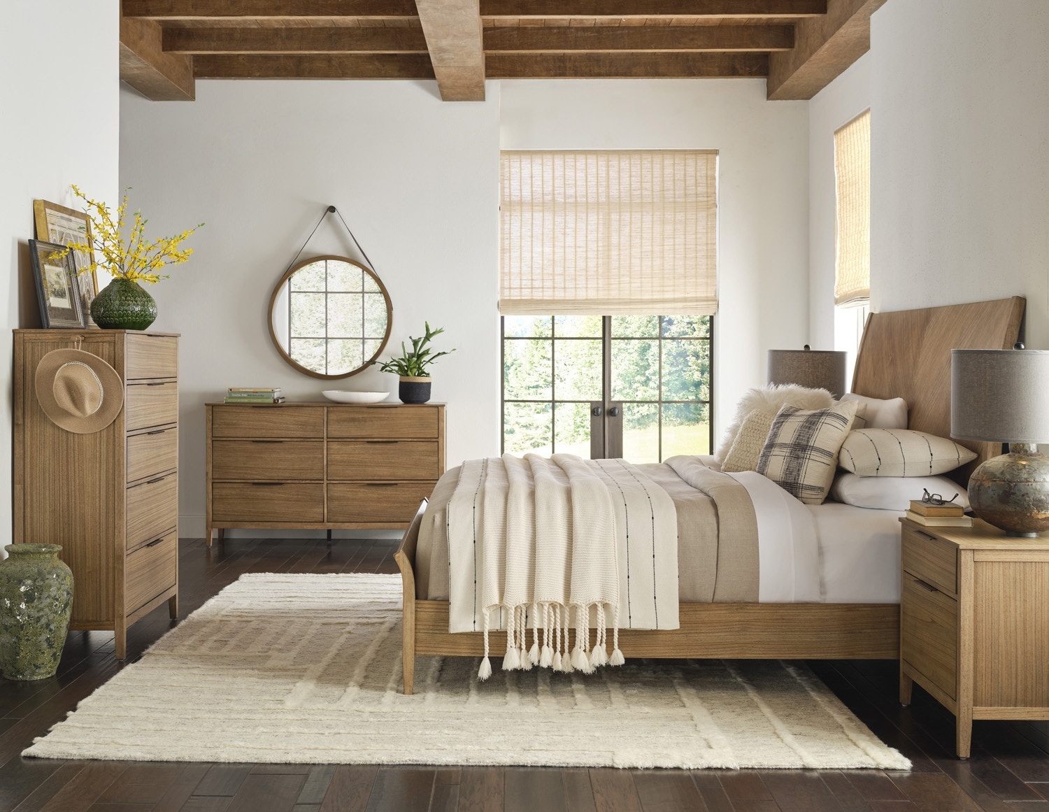 Aspenhome Cyrus Bedroom Set I3046 Collection