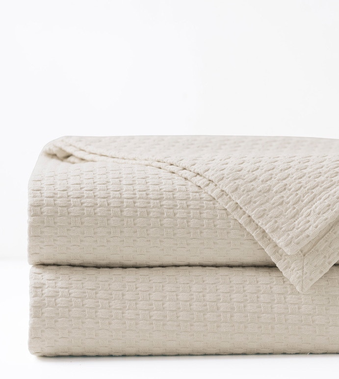  TEGAN MATELASSE COVERLET IN IV 
